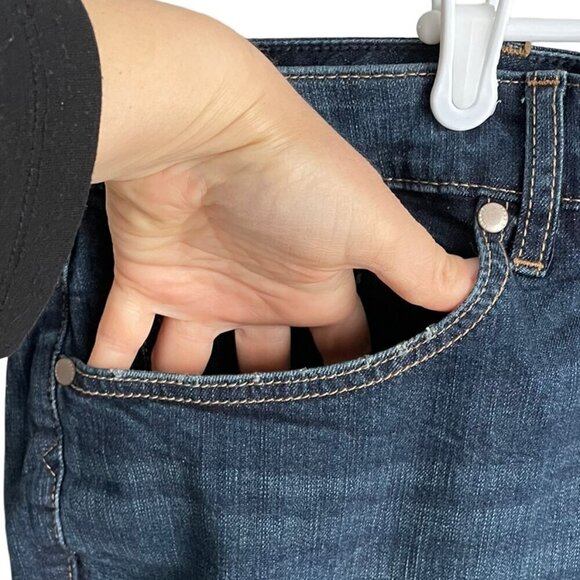 TORRID Mid Rise Jeans Slim Boot Vintage Stretch Denim Women's 28R, 50x31.5 - Picture 4 of 16